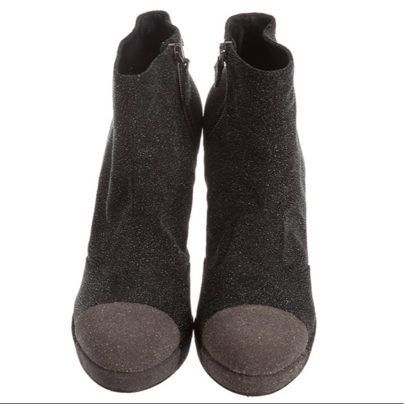 ❤️❤️ Chanel Textured Ankle Boots❤️❤️ - Picture 5 of 9